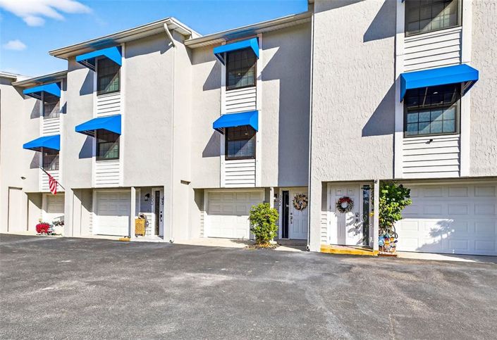 Image No.4-2 Bed Townhouse for sale