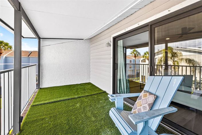 Image No.41-2 Bed Townhouse for sale