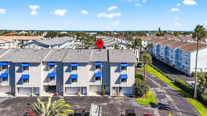 Image No.45-2 Bed Townhouse for sale