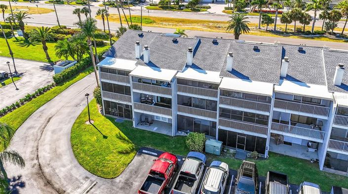 Image No.48-2 Bed Townhouse for sale