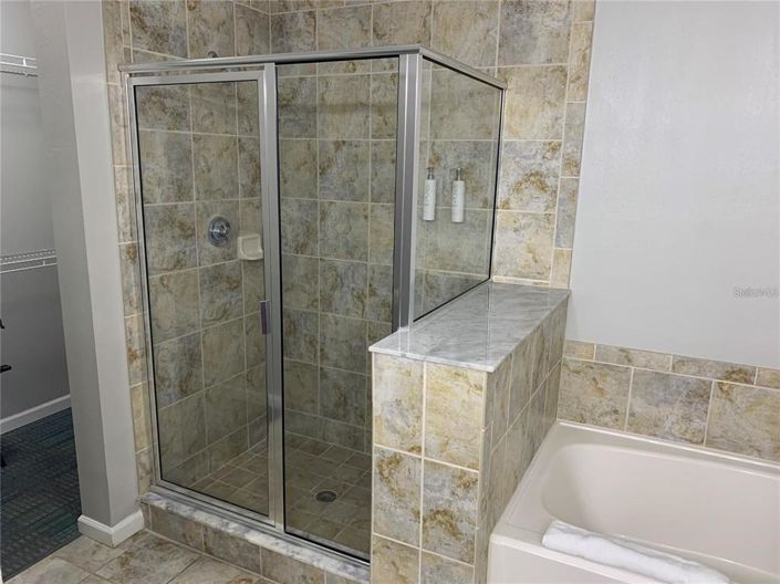 Image No.8-Propriété de 2 chambres à vendre à Winter Garden