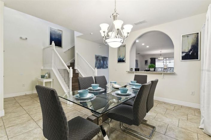 Image No.8-Propriété de 5 chambres à vendre à Davenport