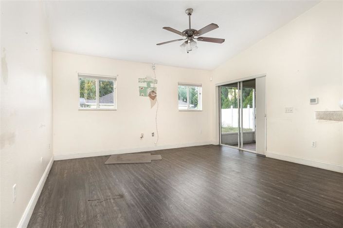 Image No.5-Propriété de 3 chambres à vendre à Davenport