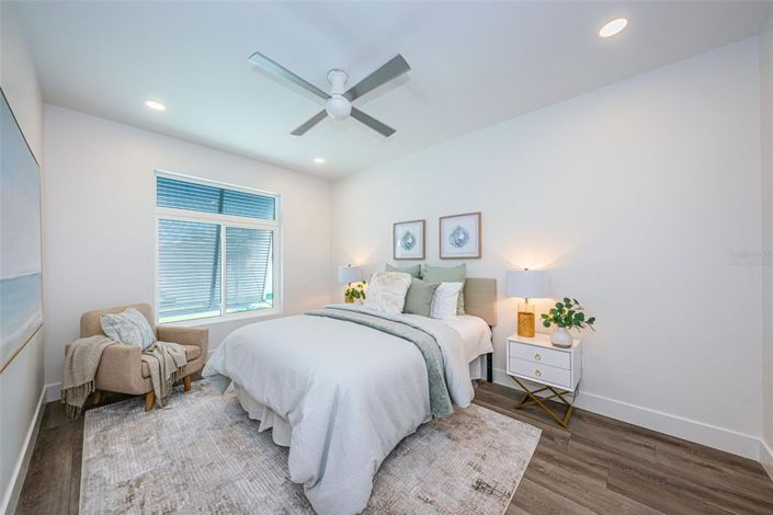 Image No.28-4 Bed Townhouse for sale