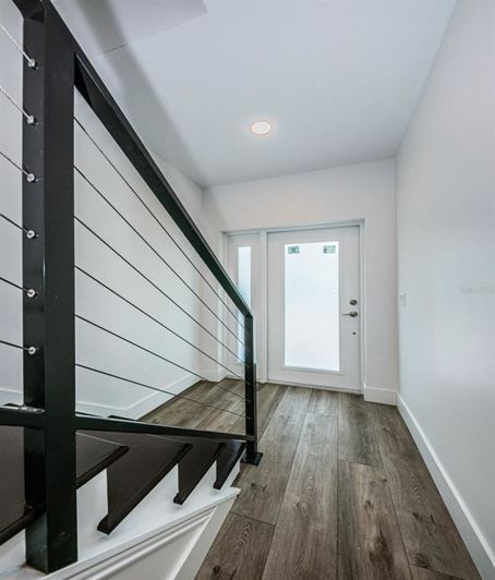 Image No.7-4 Bed Townhouse for sale