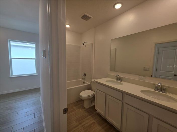 Image No.12-Propriété de 4 chambres à vendre à Haines City