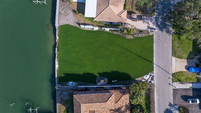 Image No.8-4 Bed Property for sale