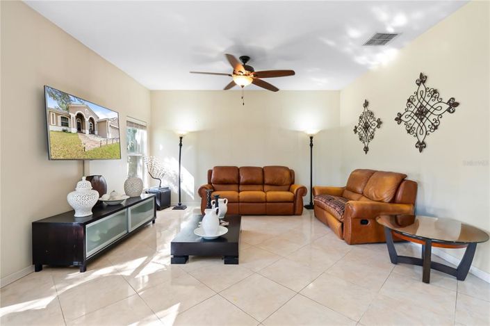 Image No.16-Propriété de 3 chambres à vendre à Clermont