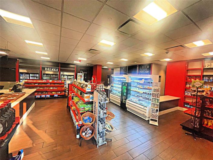 Image No.32-Propriété de 2 chambres à vendre à Winter Garden