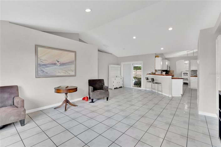 Image No.4-Propriété de 4 chambres à vendre à Davenport