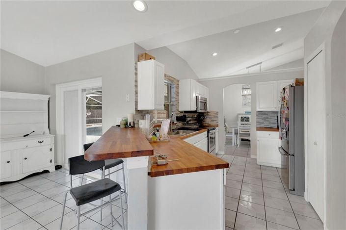 Image No.6-Propriété de 4 chambres à vendre à Davenport