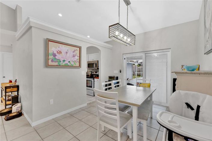 Image No.8-Propriété de 4 chambres à vendre à Davenport