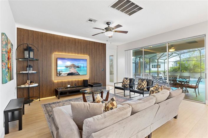 Image No.3-Propriété de 6 chambres à vendre à Kissimmee