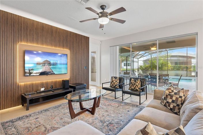 Image No.4-Propriété de 6 chambres à vendre à Kissimmee