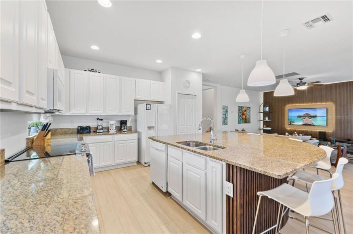 Image No.6-Propriété de 6 chambres à vendre à Kissimmee