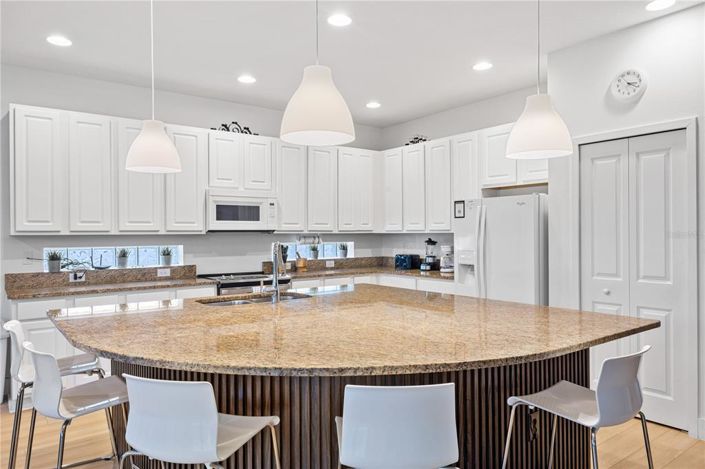 Image No.8-Propriété de 6 chambres à vendre à Kissimmee