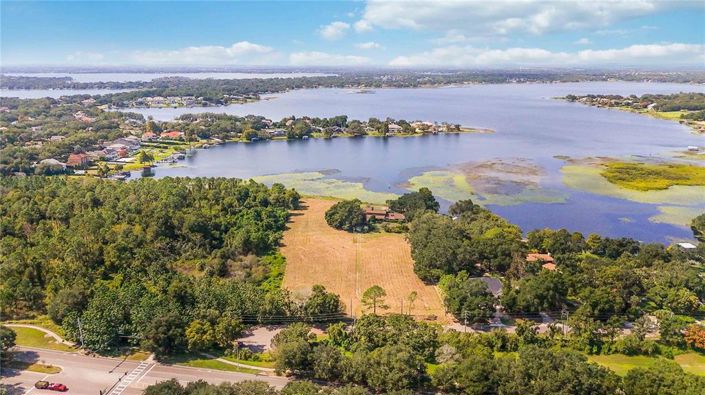 Image No.12-5 Bed Property for sale