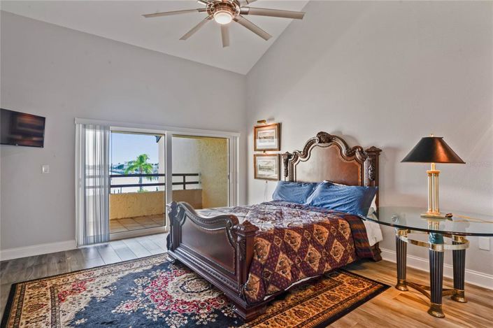 Image No.32-3 Bed Property for sale