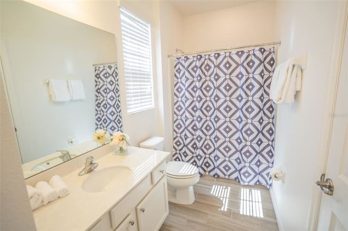 Image No.22-14 Bed Property for sale