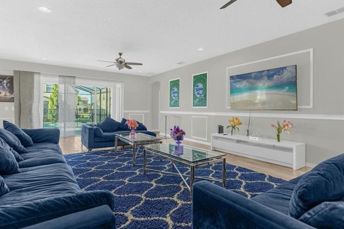 Image No.4-14 Bed Property for sale