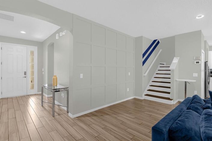 Image No.7-14 Bed Property for sale