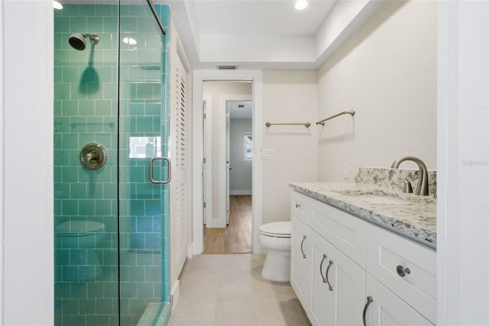 Image No.36-4 Bed Property for sale