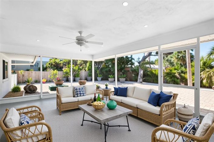 Image No.46-4 Bed Property for sale