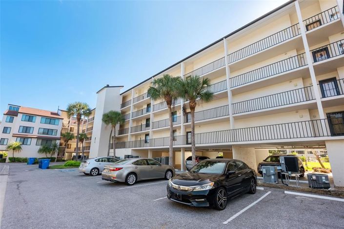 Image No.2-Propriété de 2 chambres à vendre à Sarasota