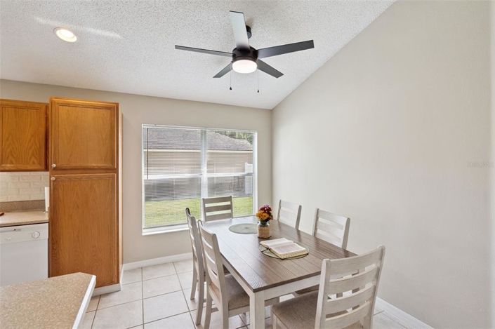 Image No.6-Propriété de 5 chambres à vendre à Clermont