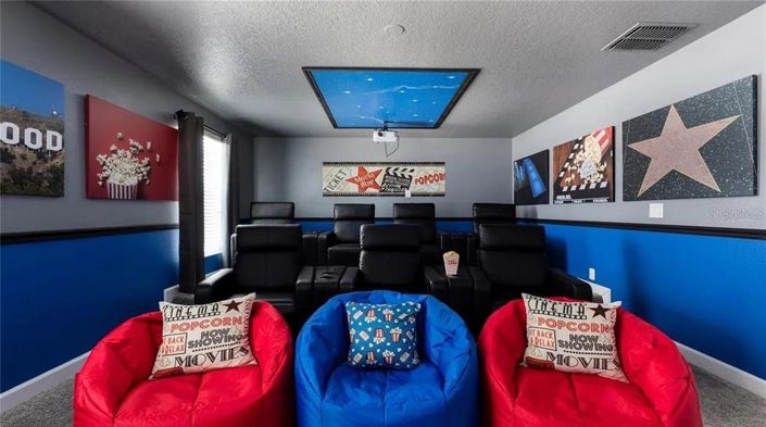 Image No.30-8 Bed Property for sale