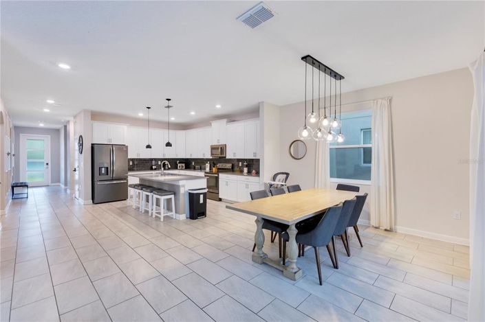 Image No.6-Propriété de 6 chambres à vendre à Kissimmee