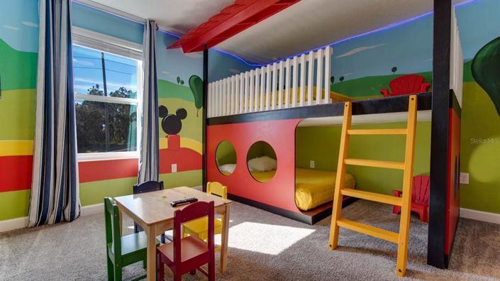 Image No.16-7 Bed Property for sale