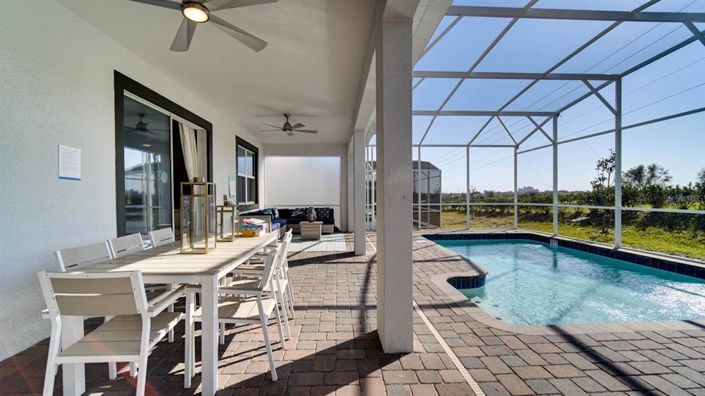 Image No.48-7 Bed Property for sale