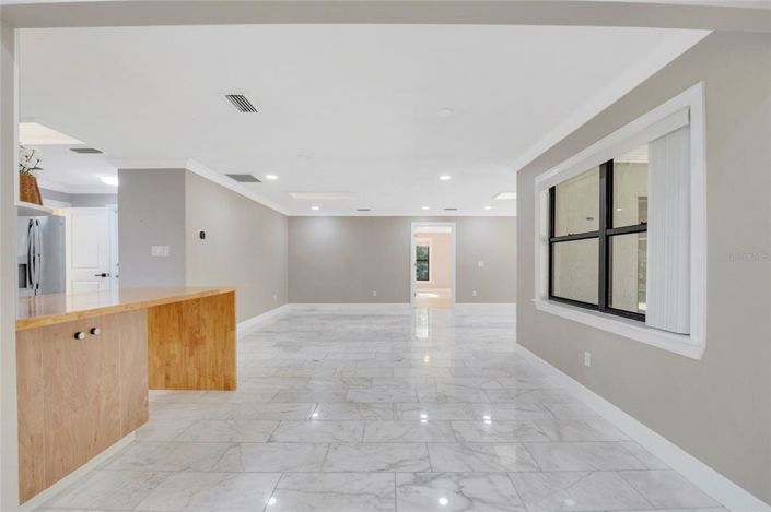 Image No.11-4 Bed Property for sale