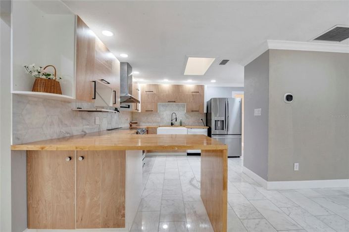 Image No.14-4 Bed Property for sale