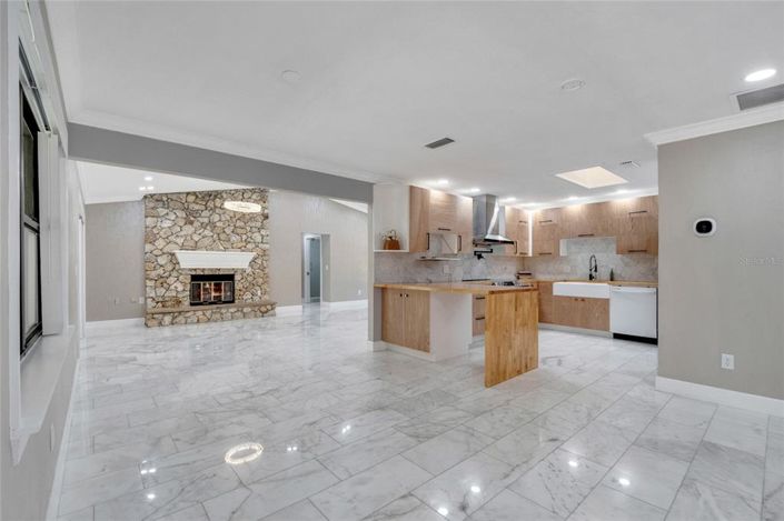 Image No.21-4 Bed Property for sale