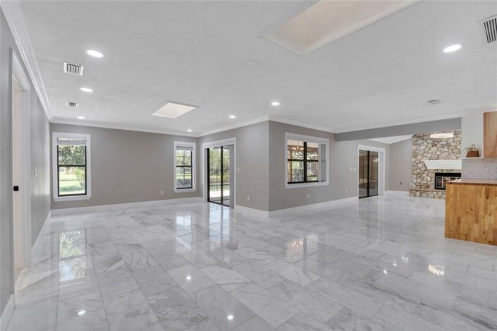 Image No.23-4 Bed Property for sale