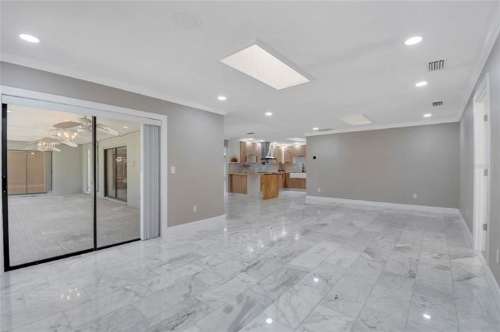 Image No.33-4 Bed Property for sale