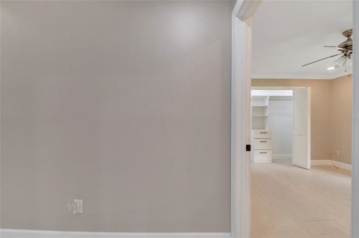 Image No.38-4 Bed Property for sale