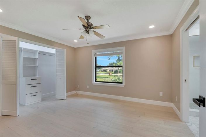 Image No.41-4 Bed Property for sale