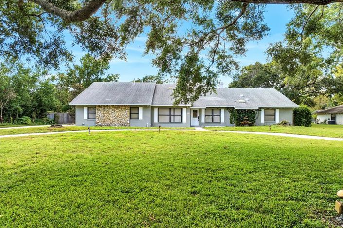 Image No.55-4 Bed Property for sale