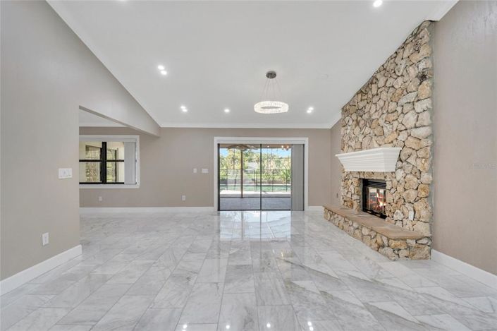 Image No.9-4 Bed Property for sale