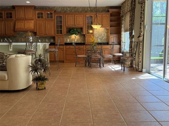 Image No.9-Propriété de 5 chambres à vendre à Orlando