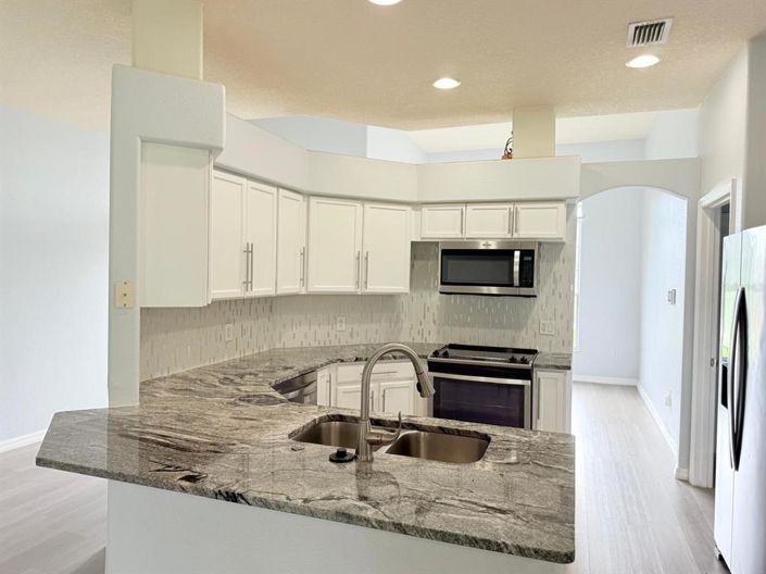 Image No.6-Propriété de 3 chambres à vendre à Kissimmee