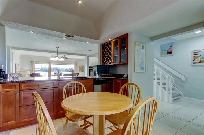 Image No.11-Maison de ville de 2 chambres à vendre à Treasure Island