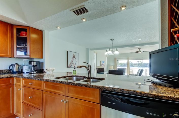 Image No.17-Maison de ville de 2 chambres à vendre à Treasure Island