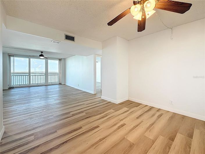 Image No.31-Propriété de 3 chambres à vendre à Treasure Island