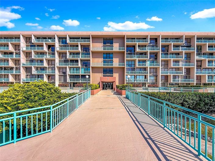 Image No.5-Propriété de 3 chambres à vendre à Treasure Island