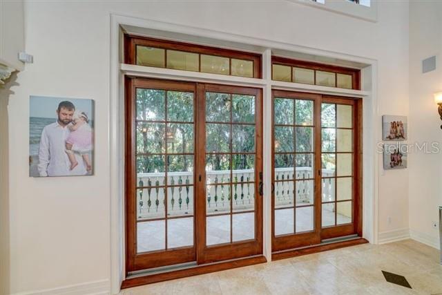 Image No.23-Propriété de 5 chambres à vendre à Floride