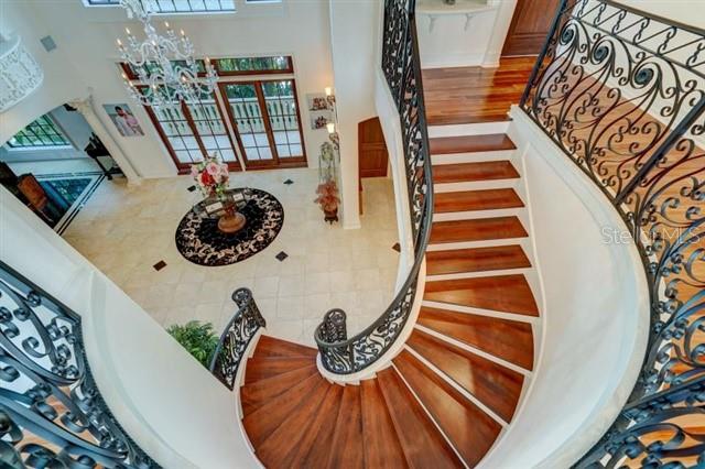 Image No.35-Propriété de 5 chambres à vendre à Floride